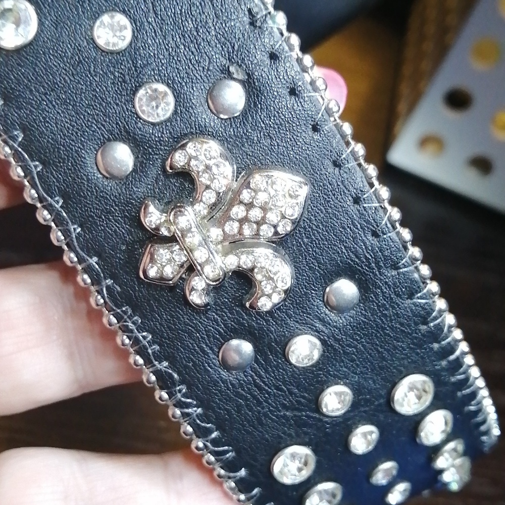 Fleur De Lys Sparkling Crystals Black Studded Bracelet 2 Sises 7 And 7.5